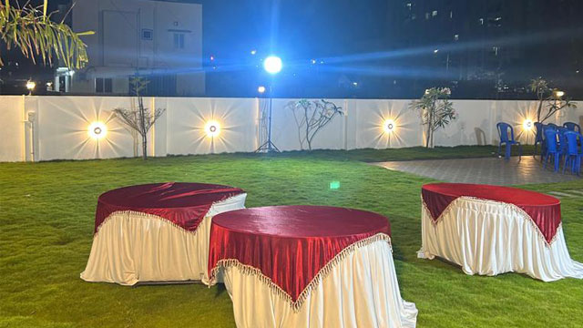 Lush Lawn and Premium Outdoor Event Venue