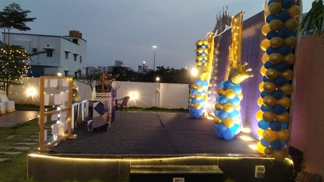 Lush Lawn and Premium Outdoor Event Venue