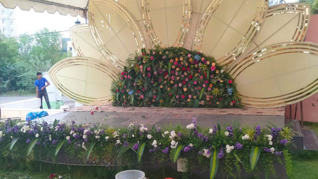 Lush Lawn and Premium Outdoor Event Venue